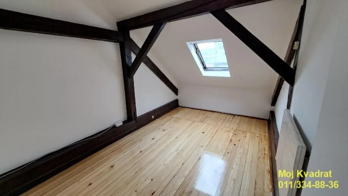 Izdavanje, trosoban stan, 68m², Stari Grad, Beograd