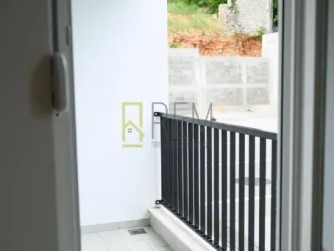 Sale, one bedroom apartment, 41m², Gorica C, Podgorica - image 11