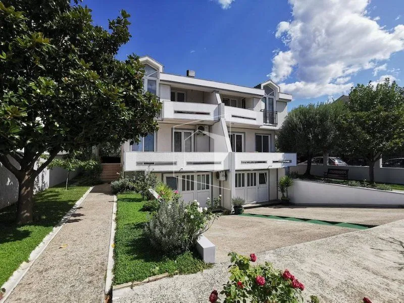 Sale, house, 350m², Podgorica, Crna Gora
