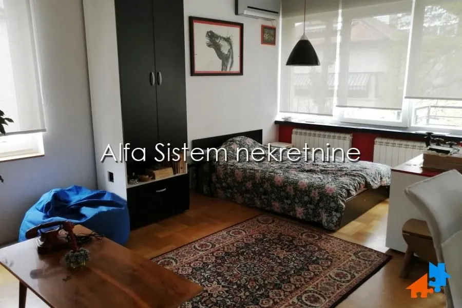 Rent, house, 400m², Voždovac Sve Podlokacije, Beograd