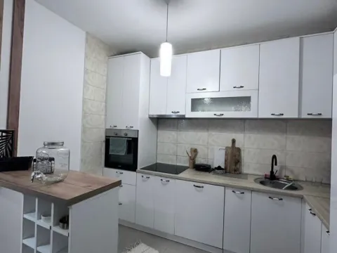 Izdavanje, jednosoban stan, 53m², Master Kvart, Podgorica - image 3