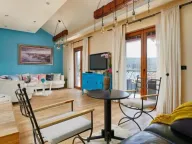 Izdavanje, kuća, 300m², Kotor, Crna Gora - image 4