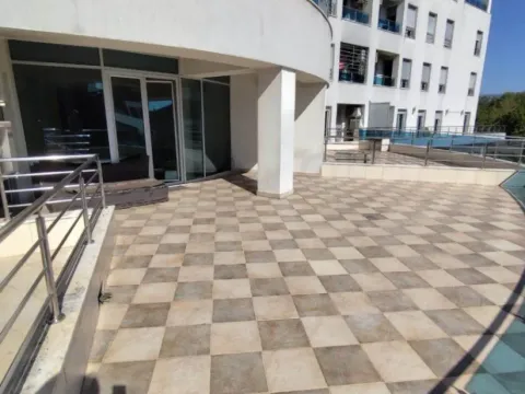 Prodaja, stan, 100m², Centar, Podgorica - image 13