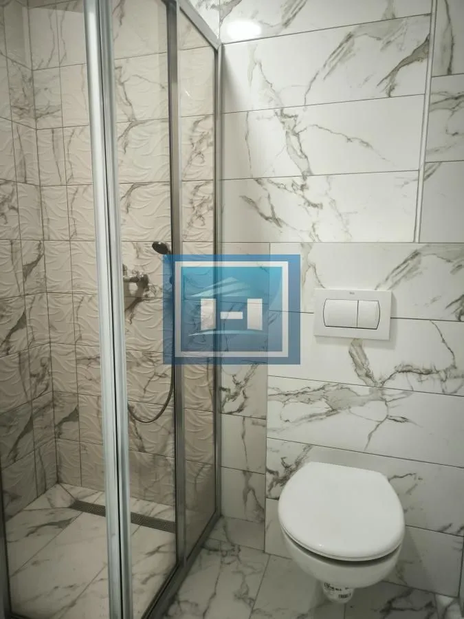 Izdavanje, stan, 223m², Centar, Ćuprija