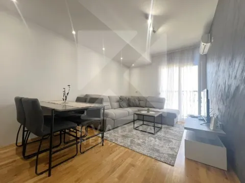 Rent, one bedroom apartment, 40m², Stari Aerodrom, Podgorica - image 2