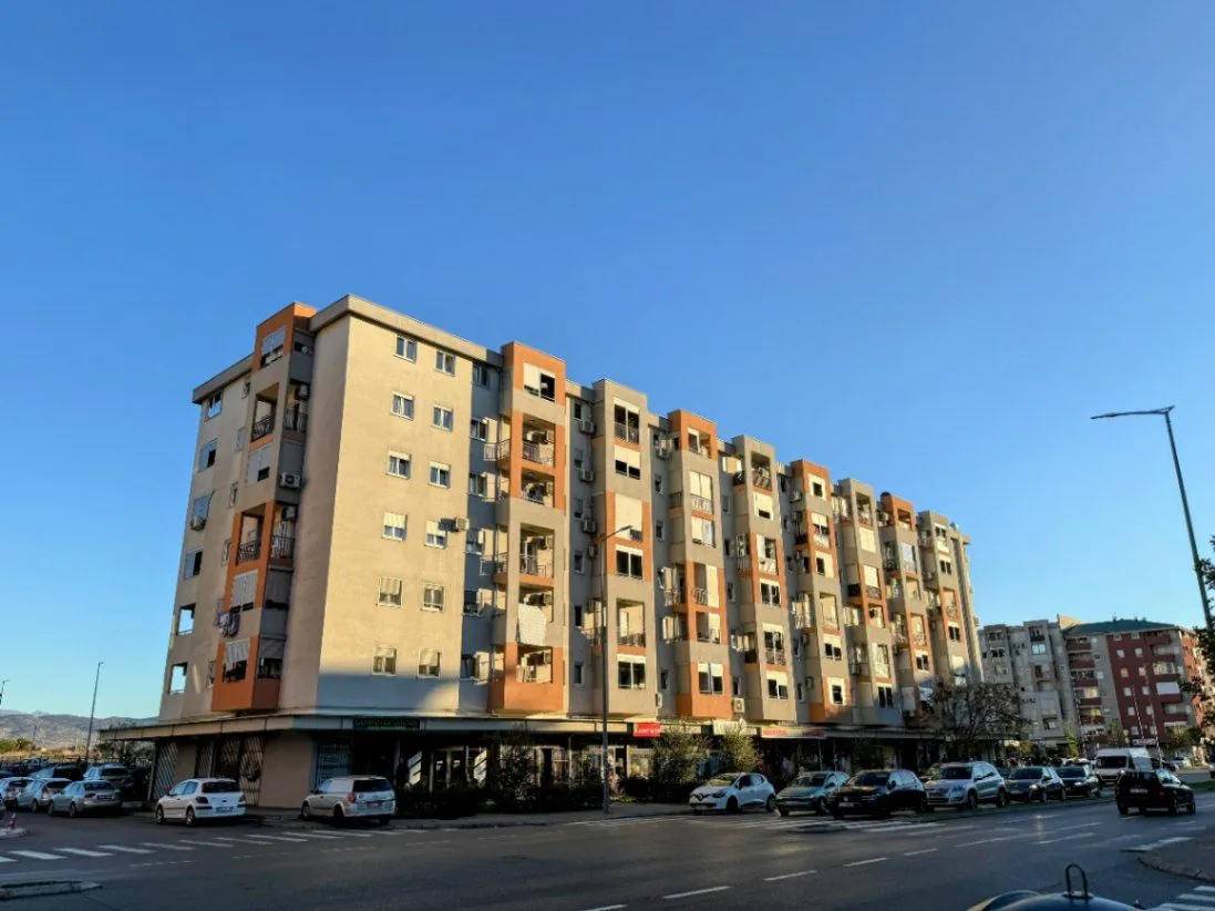 Prodaja, trosoban stan, 78m², Stari Aerodrom, Podgorica