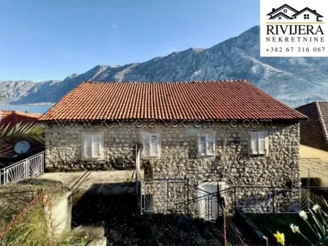  House for Sale, 313m2, Muo, Kotor