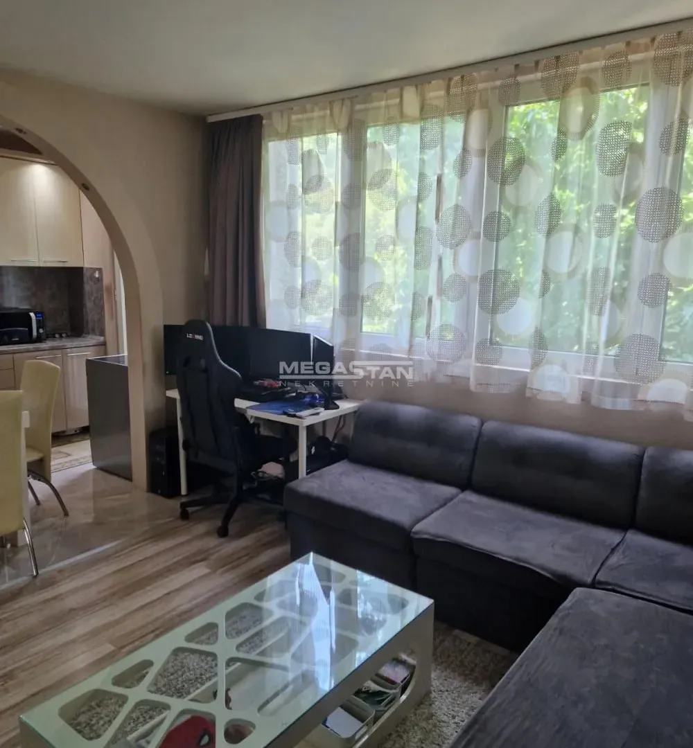 Sale, two bedroom apartment, 48m², Kanarevo Brdo, Beograd