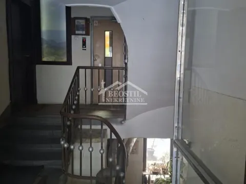 Prodaja, trosoban stan, 74m², Savski Venac, Beograd - image 17