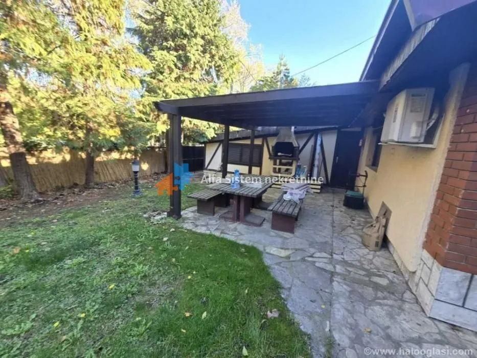 Izdavanje, kuća, 160m², Savski Venac, Beograd