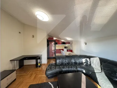 Rent, three bedroom apartment, 100m², Zagorič, Podgorica - image 2