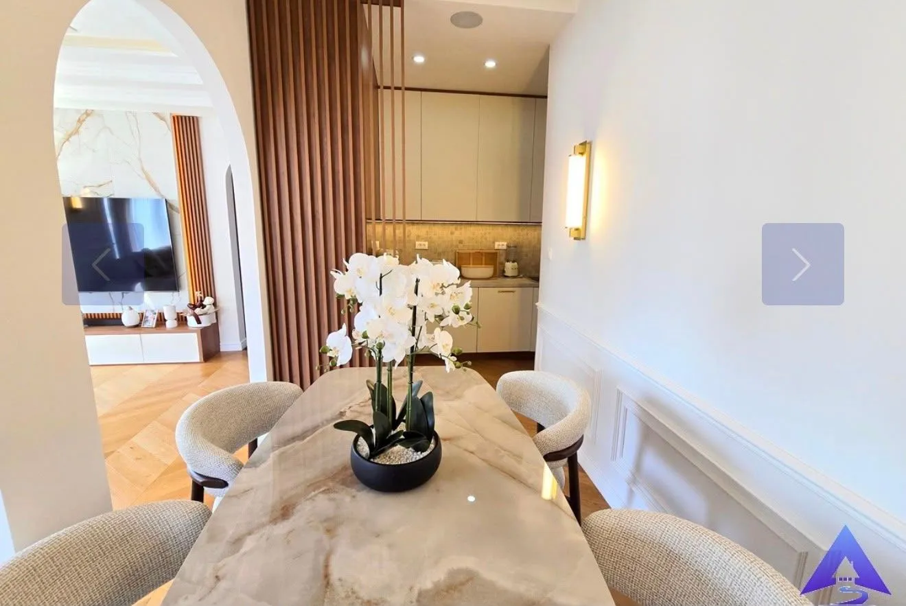 Sale, two bedroom apartment, 77m², Bečići, Budva