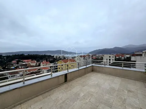Prodaja, stan, 117m², Tivat, Crna Gora - image 4