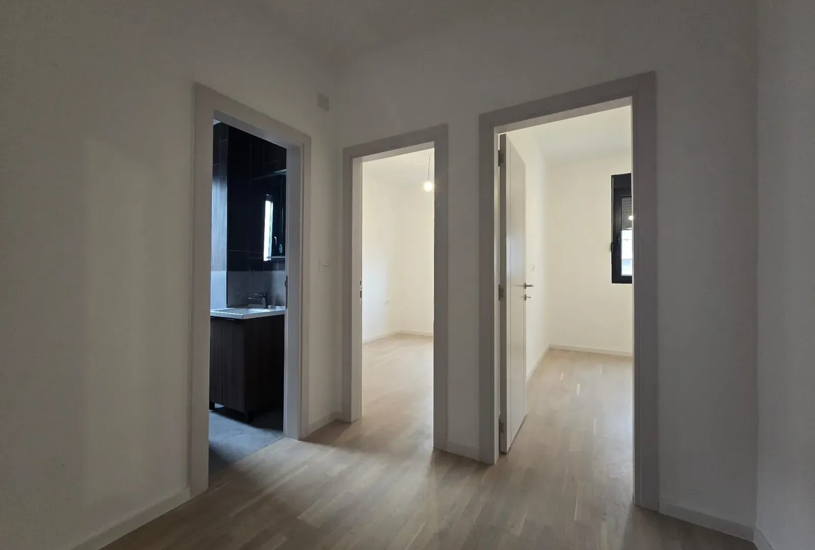 Prodaja, dvosoban stan, 64m², Tološi, Podgorica