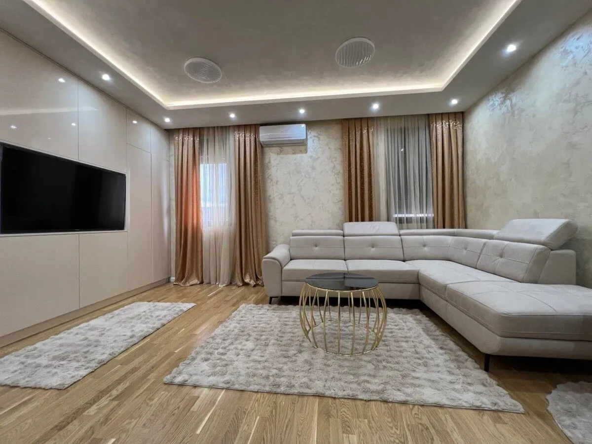 Rent, studio apartment, 30m², Stara Varoš, Podgorica