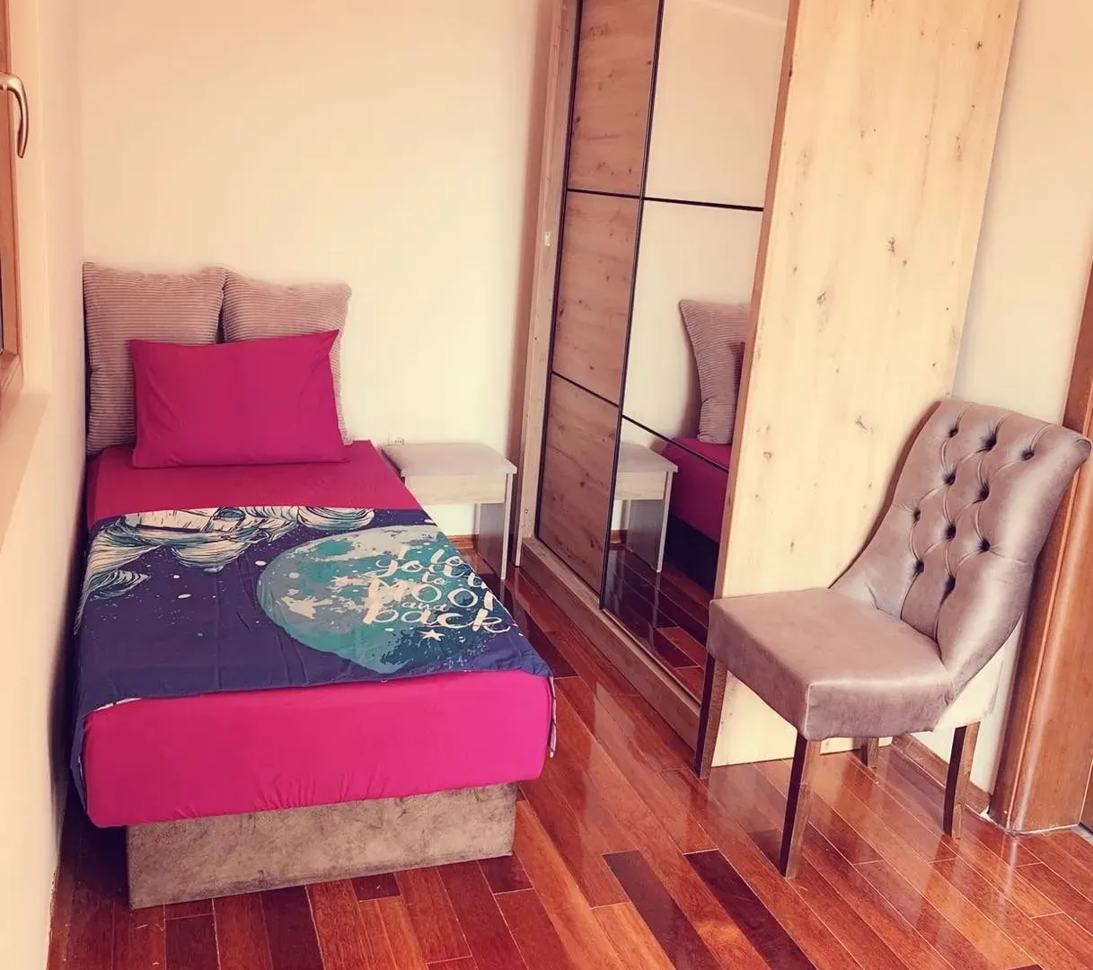 Rent, two bedroom apartment, 73m², Bečići, Budva