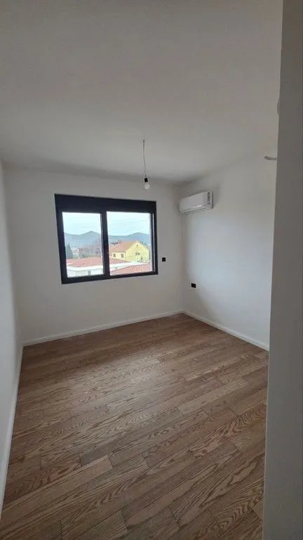 Prodaja, dvosoban stan, 84m², Donja Gorica, Podgorica