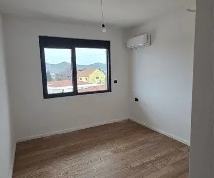 Prodaja, dvosoban stan, 84m², Donja Gorica, Podgorica - image 5