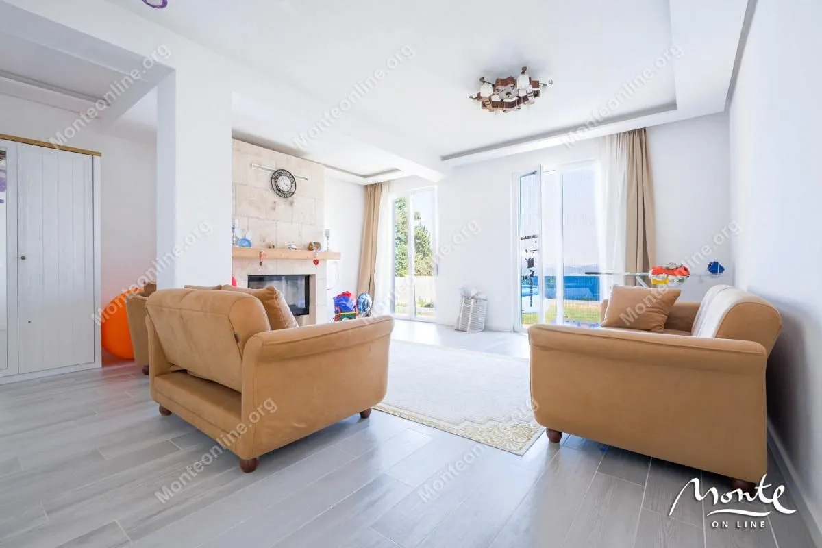 Prodaja, kuća, 270m², Baošići, Herceg Novi