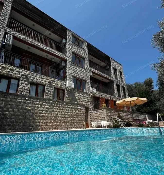 Prodaja, jednosoban stan, 54m², Petrovac, Budva