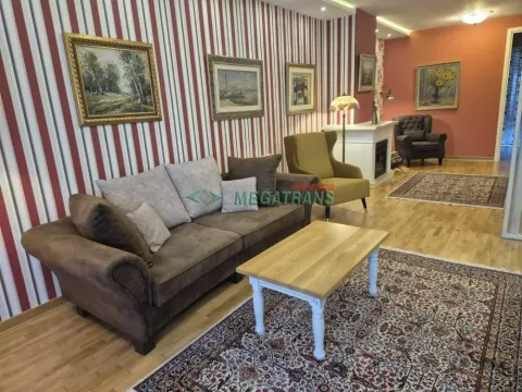 Izdavanje, trosoban stan, 102m², Belvil, Beograd - image 4