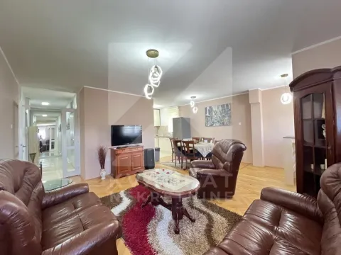Rent, two bedroom apartment, 78m², Blok 5, Podgorica - image 2
