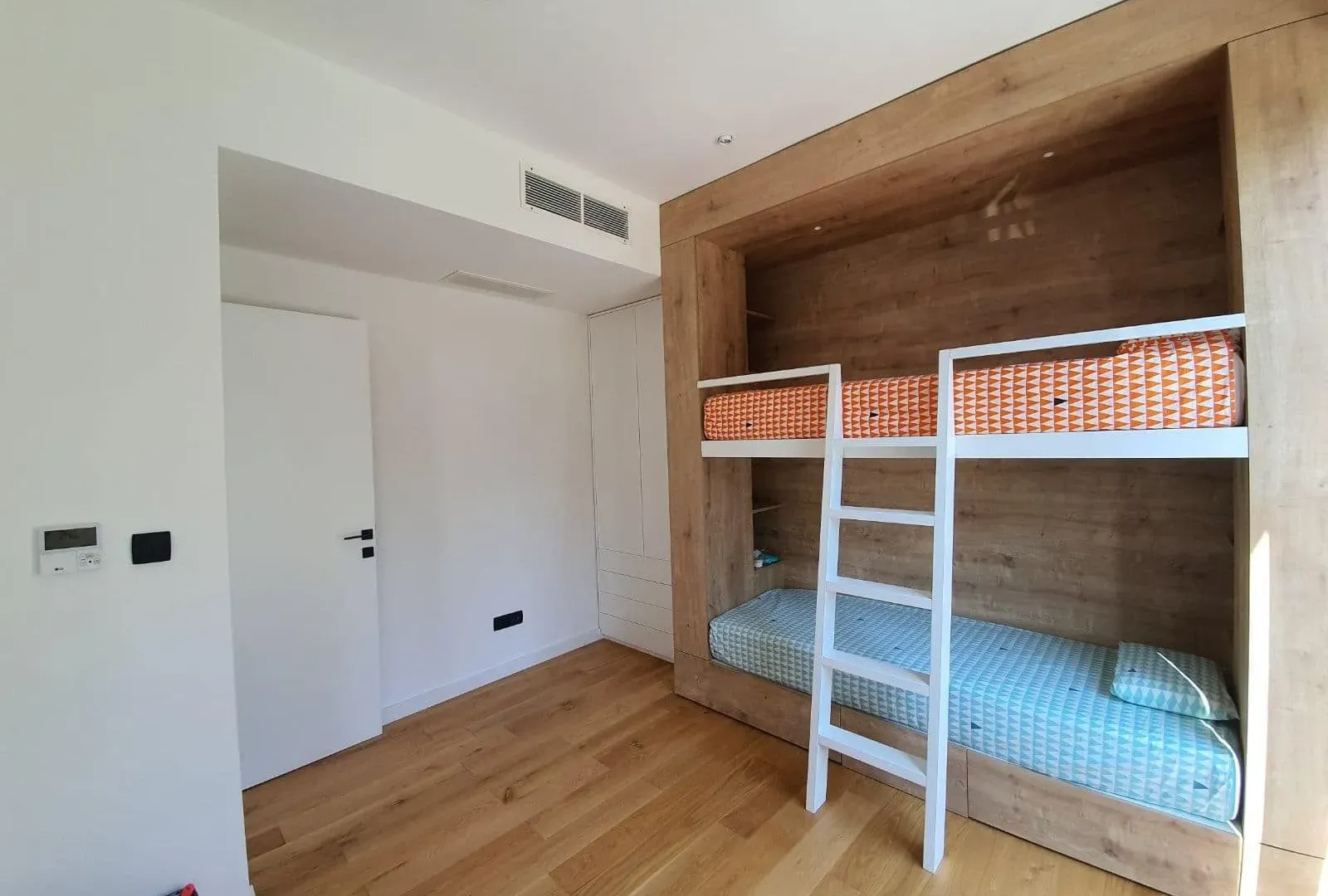 Rent, two bedroom apartment, 65m², Donja Lastva, Tivat
