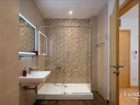 Sale, two bedroom apartment, 77m², Maine, Budva - image 9