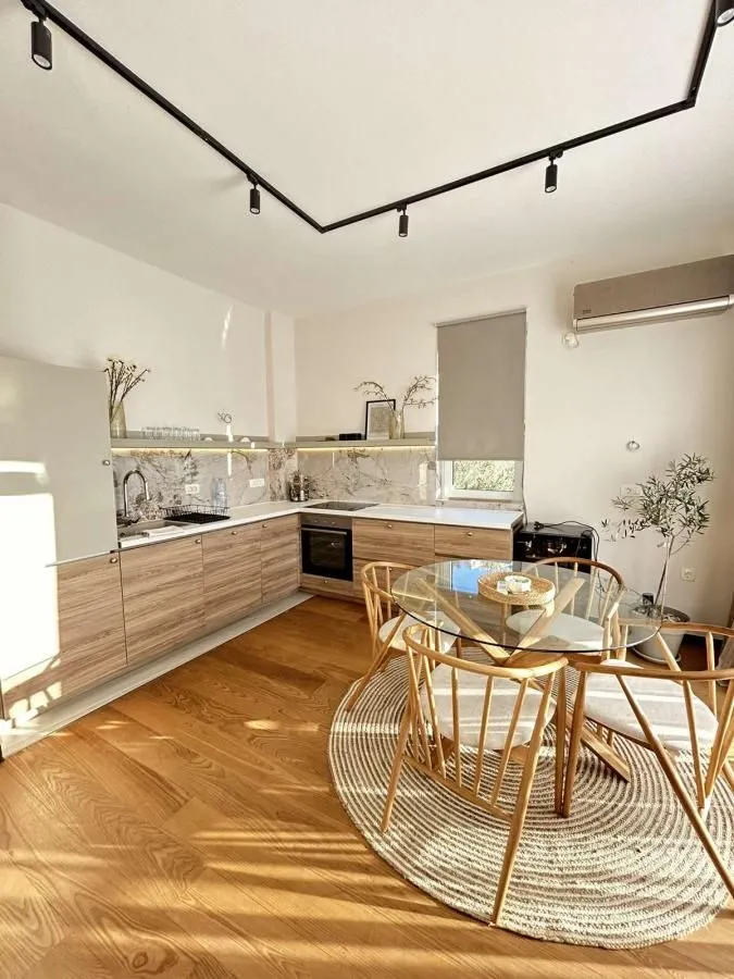 Sale, two bedroom apartment, 76m², Pržno, Budva