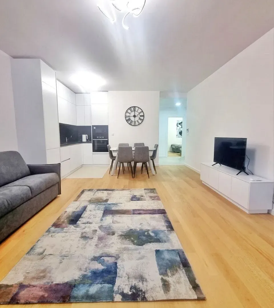 Prodaja, dvosoban stan, 69m², Centar, Budva