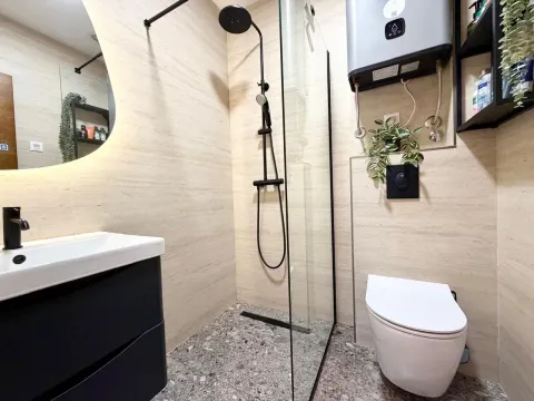 Prodaja, trosoban stan, 90m², Vezirov Most, Podgorica - image 9