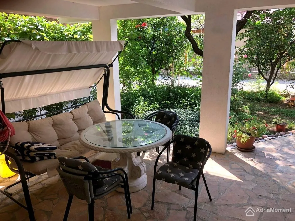 Prodaja, kuća, 180m², Sutomore, Bar