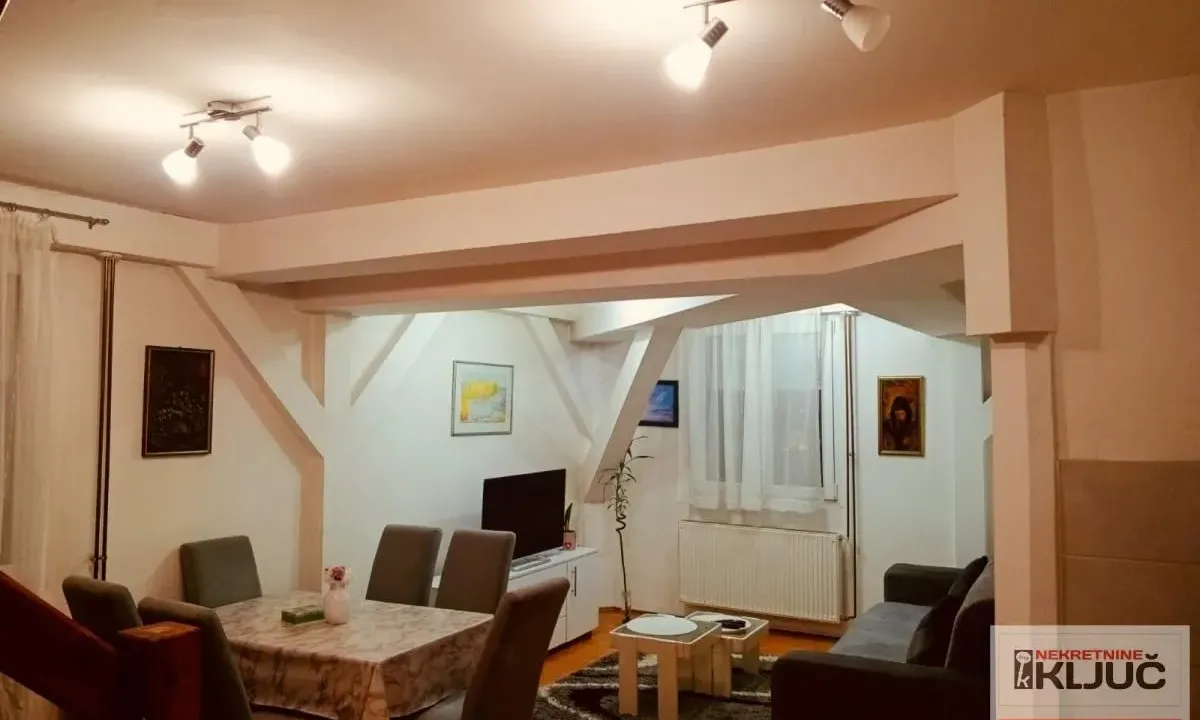 Prodaja, dvosoban stan, 57m², Sajmište, Novi Sad