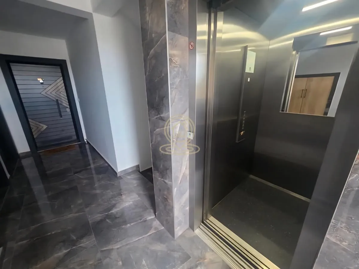 Prodaja, dvosoban stan, 65m², Centar, Pančevo