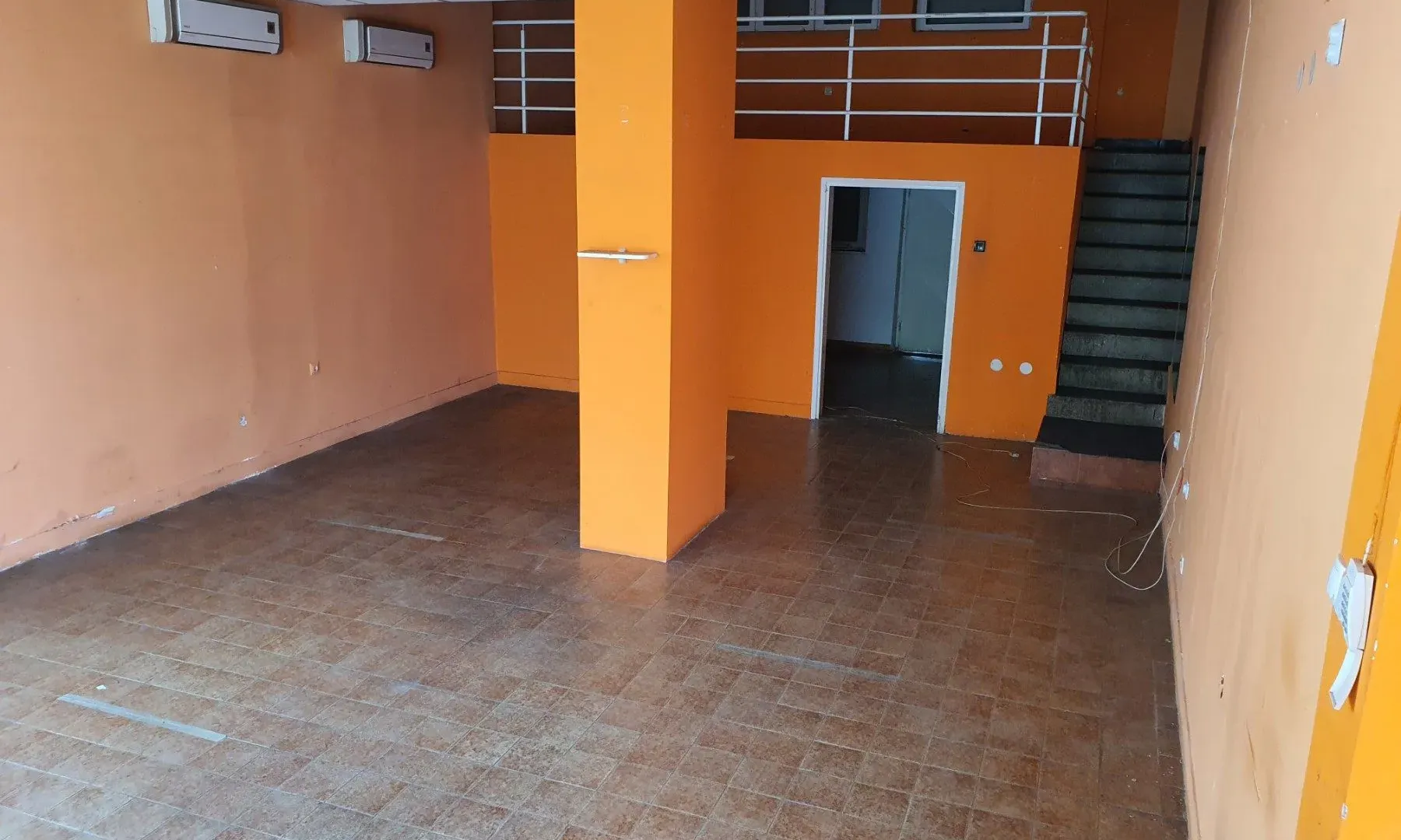 Rent, office space, 95m², Centar, Nikšić