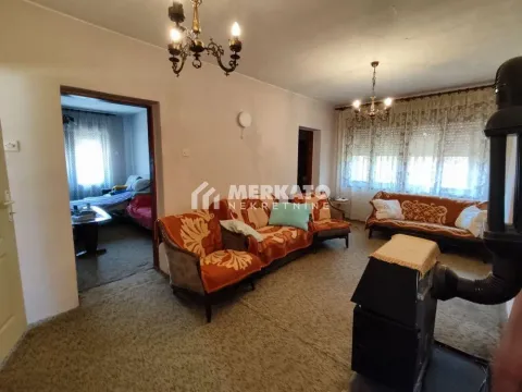 Sale, house, 270m², Aradac, Zrenjanin - image 18