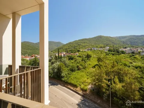 Sale, two bedroom apartment, 91m², Porto Montenegro, Tivat - image 9