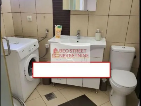 Izdavanje, trosoban stan, 75m², Banovo Brdo, Beograd - image 2