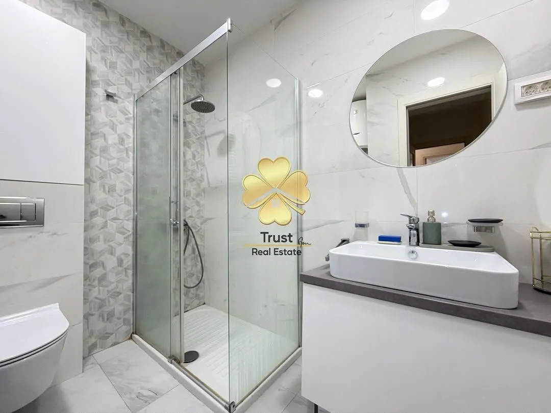 Izdavanje, dvosoban stan, 75m², Central Point, Podgorica