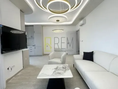Sale, three bedroom apartment, 75m², Bečići, Budva
