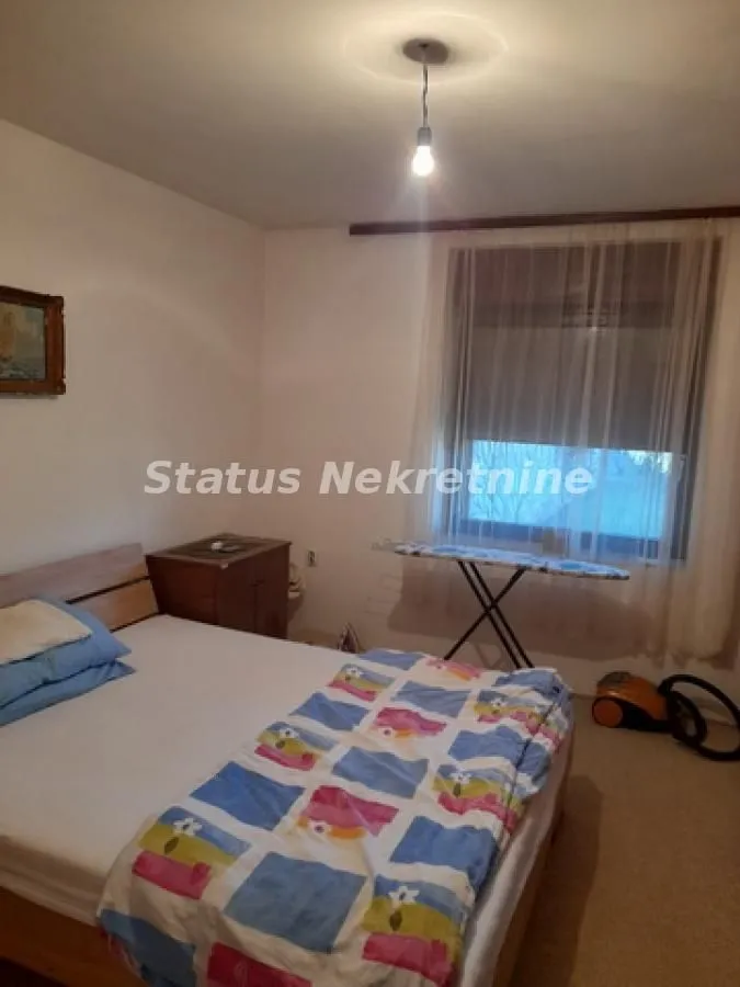 Prodaja, kuća, 228m², Kać, Novi Sad Sve Podlokacije