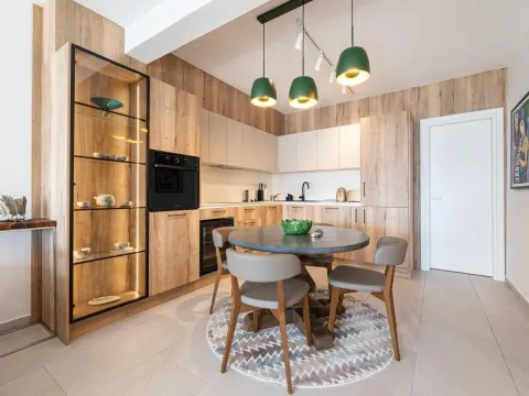 Prodaja, dvosoban stan, 67m², Tivat, Crna Gora - image 8