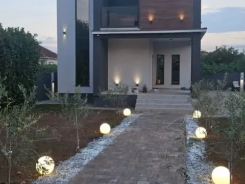 Izdavanje, kuća, 150m², Donja Gorica, Podgorica - image 6