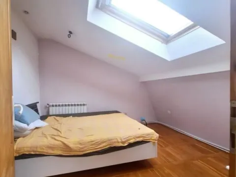 Sale, house, 108m², Uciteljsko Naselje, Zvezdara Sve Podlokacije - image 11