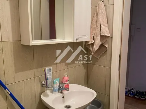 Izdavanje, dvosoban stan, 52m², Bulevar Oslobodjenja, Novi Sad Sve Podlokacije - image 8
