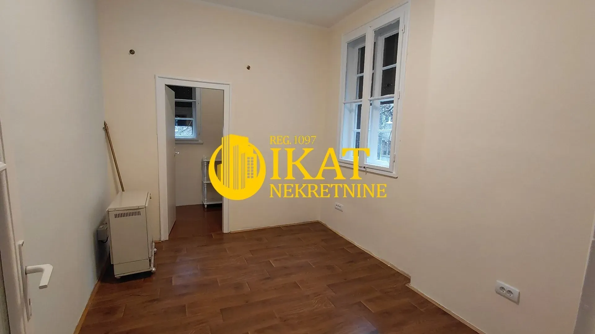 Rent, office space, 110m², Crveni Krst, Beograd
