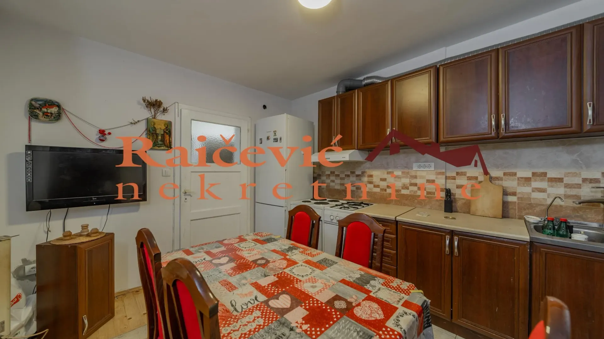 Sale, three bedroom apartment, 114m², Lion, Zvezdara Sve Podlokacije