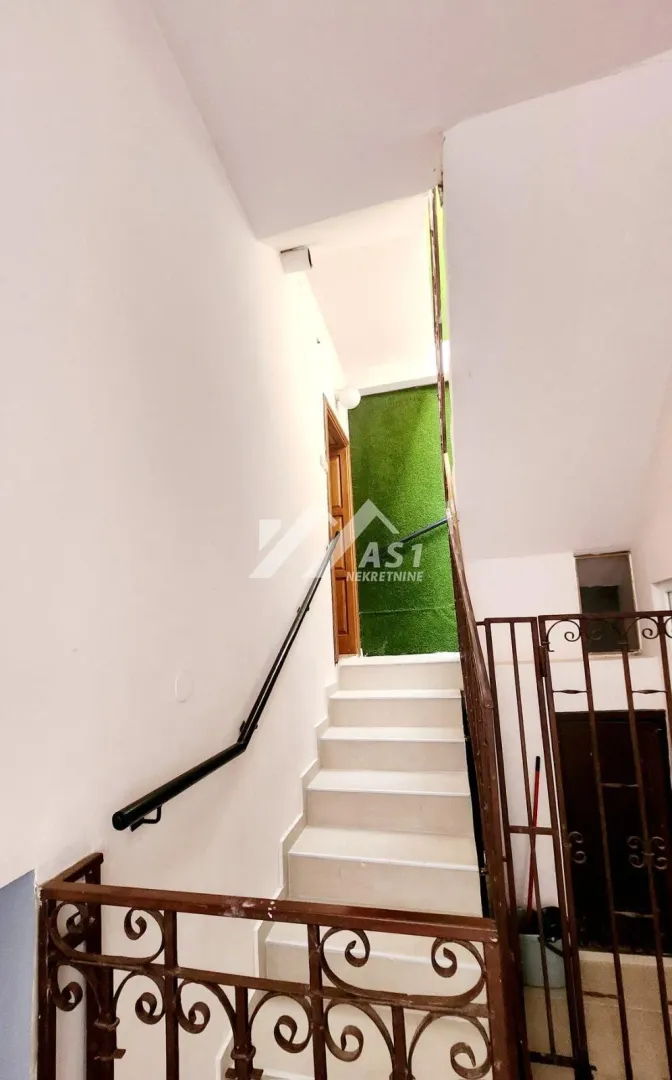 Rent, office space, 42m², Centar, Novi Sad
