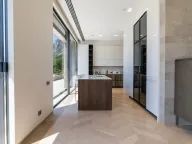 Prodaja, kuća, 526m², Orahovac, Kotor - image 46