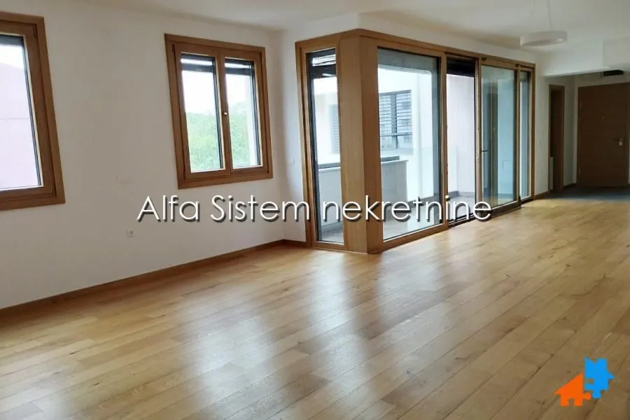 Izdavanje, dvosoban stan, 90m², Voždovac Sve Podlokacije, Beograd